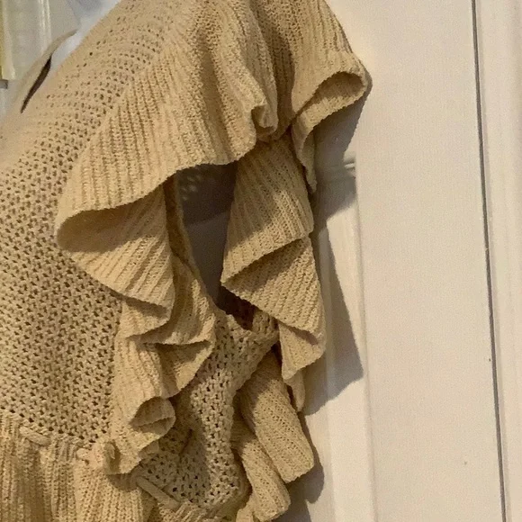 ELAN Womens 100% Cotton Tan Open Knit Boho Ruffled Cropped Neutral Spring Top L - Picture 4 of 8